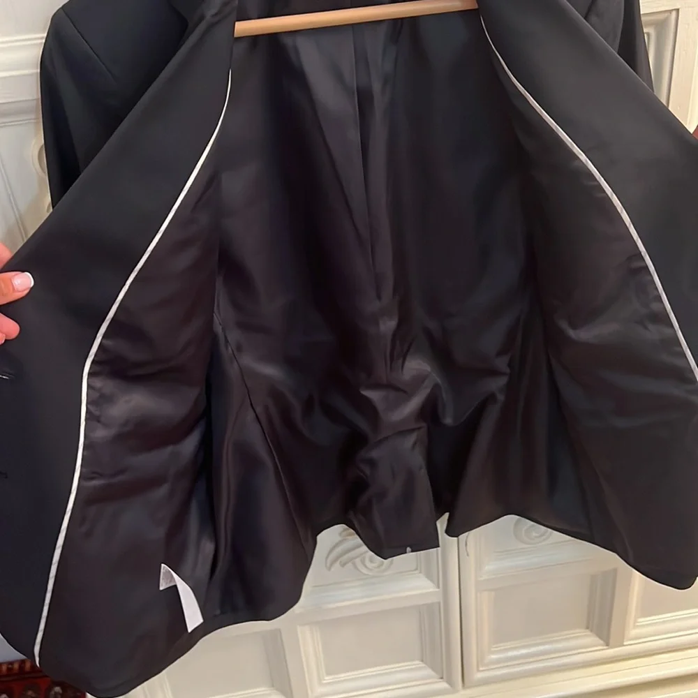 Ann Taylor Black Blazer - Picture 6 of 7